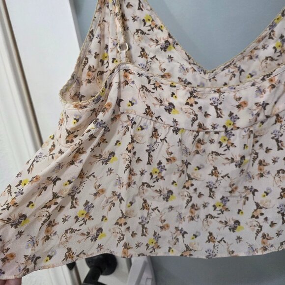 Little Moon Cream Floral Tank Top Women’s L Sleeveless Cami Blouse - Picture 11 of 11